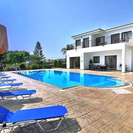 Impressive Large Huge Heated Pool Garden *