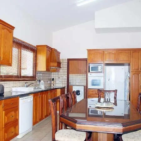 Impressive Large Huge Heated Pool Garden Villa Peyia
